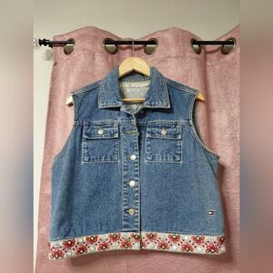 Women's Vintage Tommy Hilfiger Denim Vest W/Embroidered Silver Accent Trim Boho